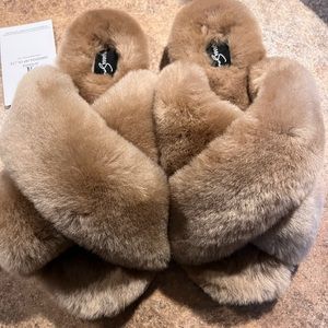 Criss-Cross Fur Slippers